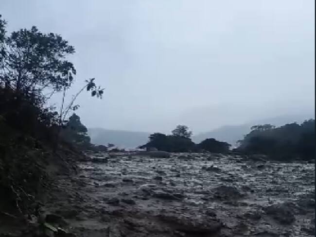 Fuertes lluvias provocaron avalanchas en Gutiérrez, Cundinamarca