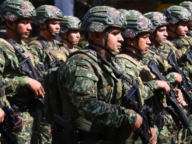 Soldados en Colombia están recibiendo municiones vencidas