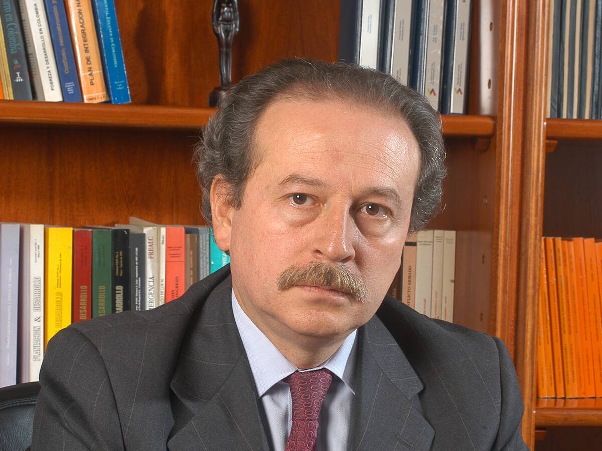 Exministro Galán: Las interventorías a EPS, generalmente, nunca han dado buenos resultados