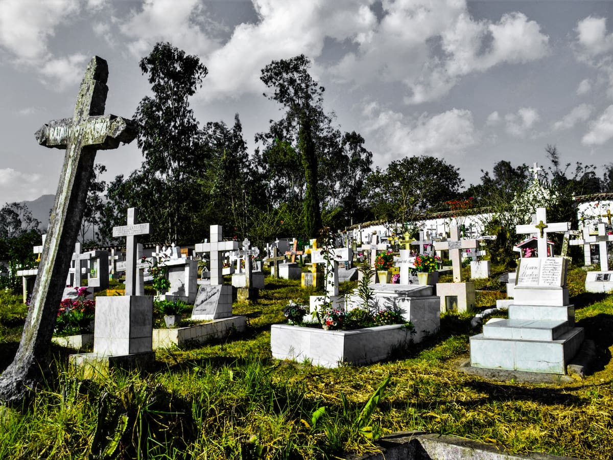 JEP avanza en exhumación de 553 cuerpos en cementerios de Risaralda y Quindío