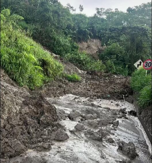 Ya hay municipios que están teniendo problemas en sus vías, por las lluvias, como es el caso de La Victoria. Imagen | Captura de pantalla de CGRD Boyacá
