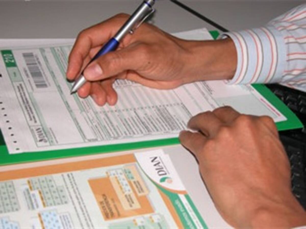 Ecopetrol paga al año tres billones de pesos en impuestos: DIAN