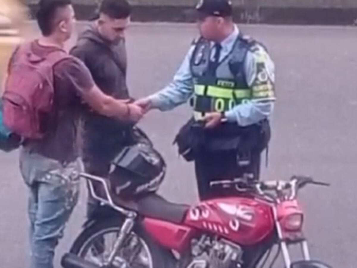 En Armenia, investigan a un agente de tránsito involucrado en presunto caso de corrupción