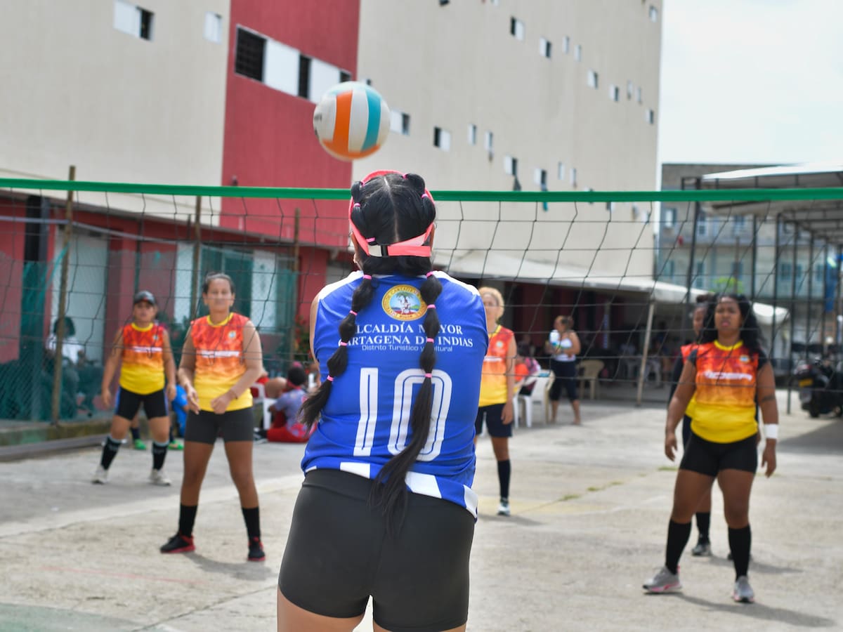 Internas de la Cárcel Distrital de Mujeres de Cartagena participaron en torneo de kickball