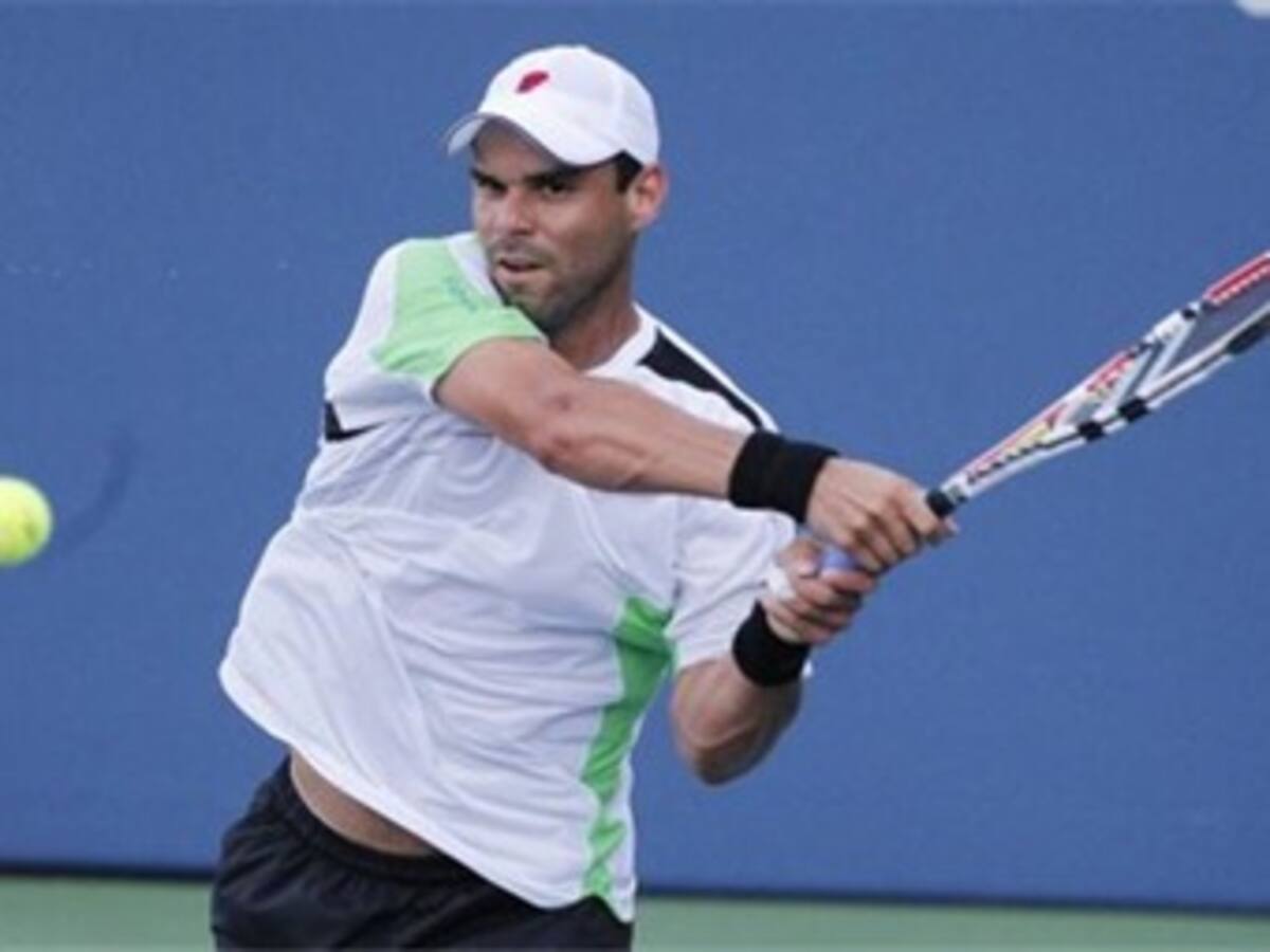 Alejandro Falla avanzó a cuartos del torneo de tenis de Auckland
