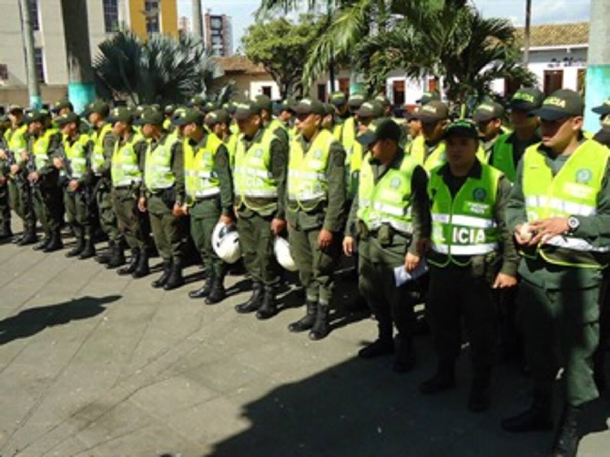Más de 3.000 policías refuerzan seguridad en vías de Antioquia por paro agrario