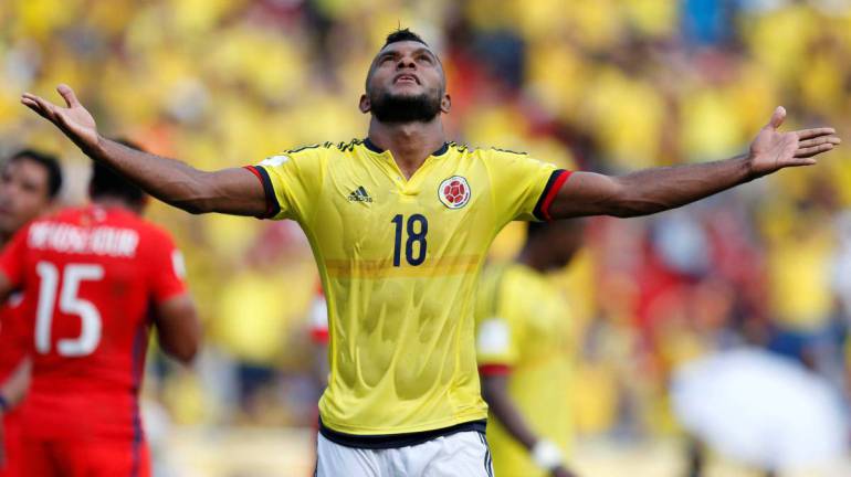 JOHN VIZCAINO/REUTERS