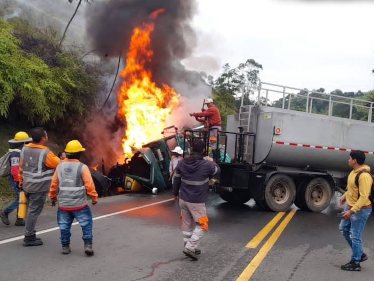 En grave accidente de tránsito murieron al menos siete personas en la vía Panamericana del Cauca