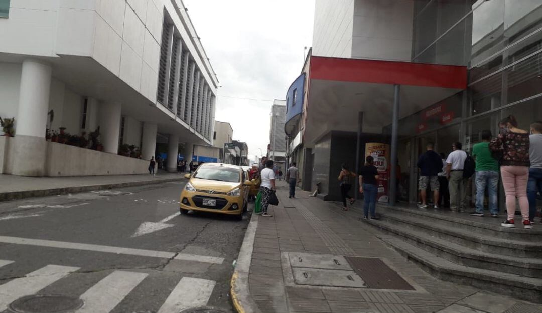 Días de aislamiento obligatorio en el centro de Armenia, carrera 15 con calle 22