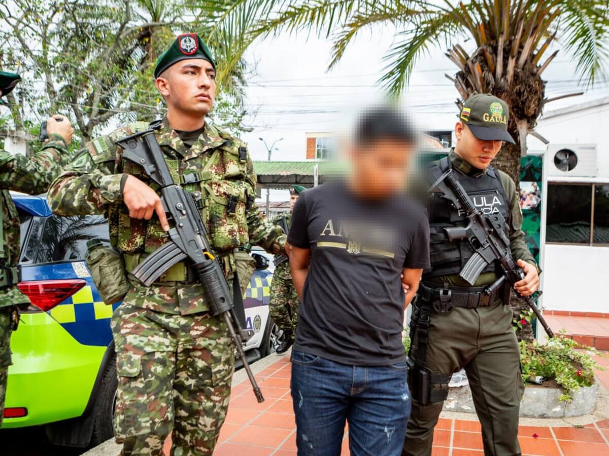 Ejercito rescata a nueve secuestrados en operación en el occidente del Huila