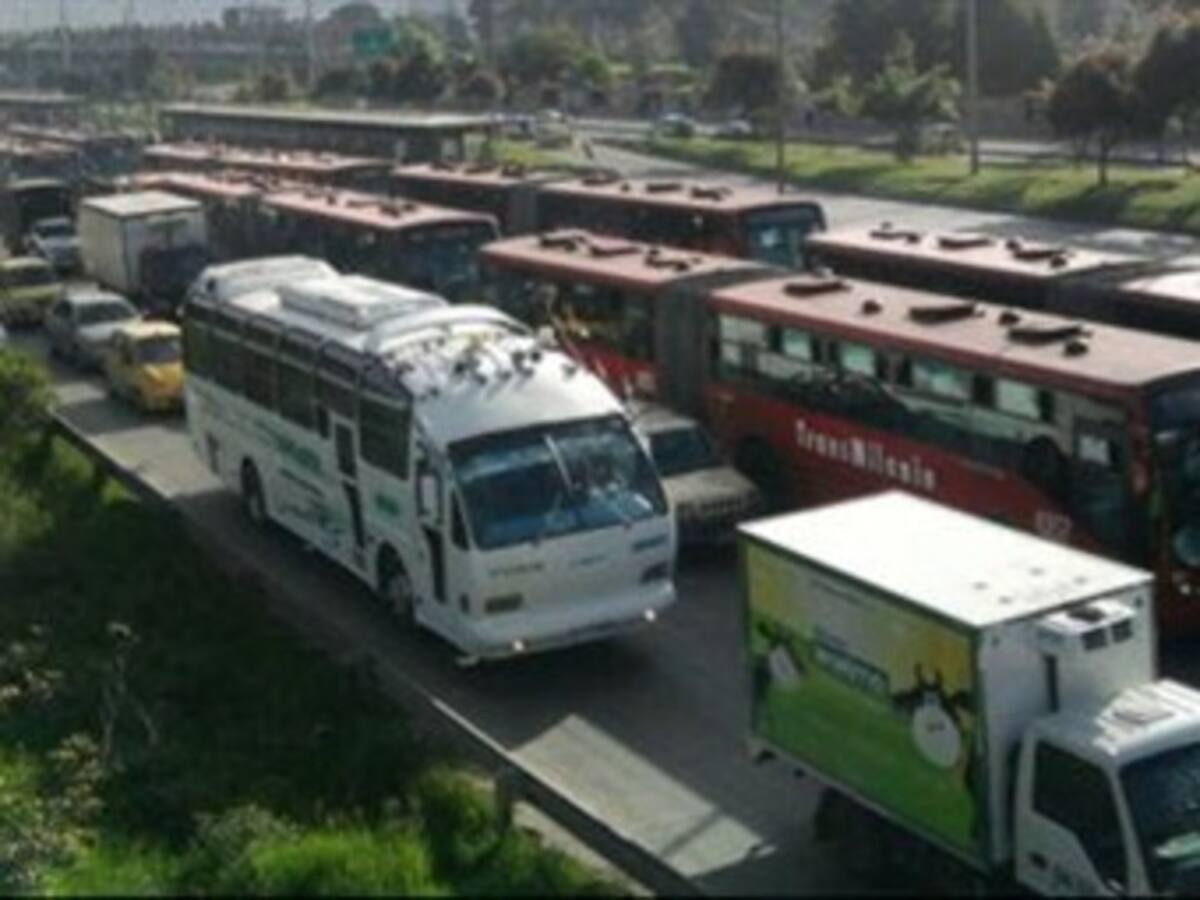 'Pico y placa' y Transmilenio llegaron a su tope: secretario Movilidad