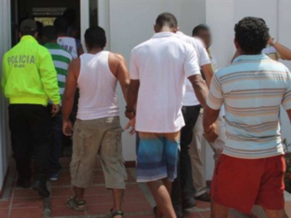Policía Metropolitana de Cartagena capturo a 11 integrantes de los urabeños