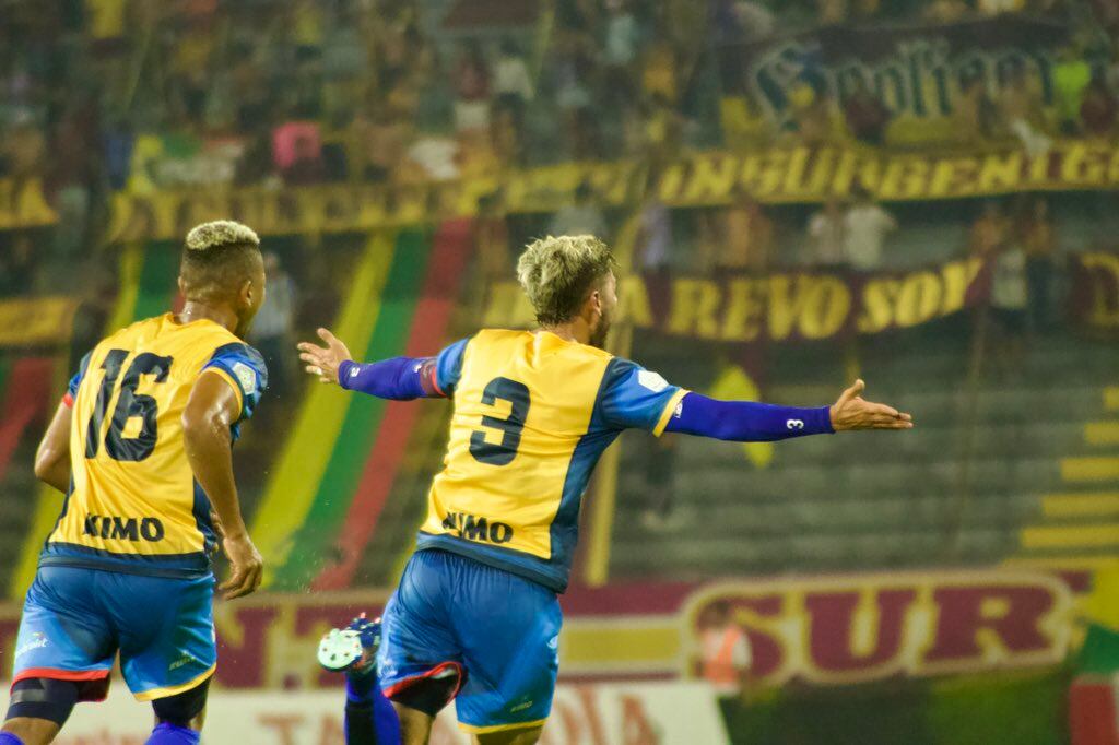 Daniel Rivera festeja el primer gol de Fortaleza / Twitter: @FortalezaCEIF.