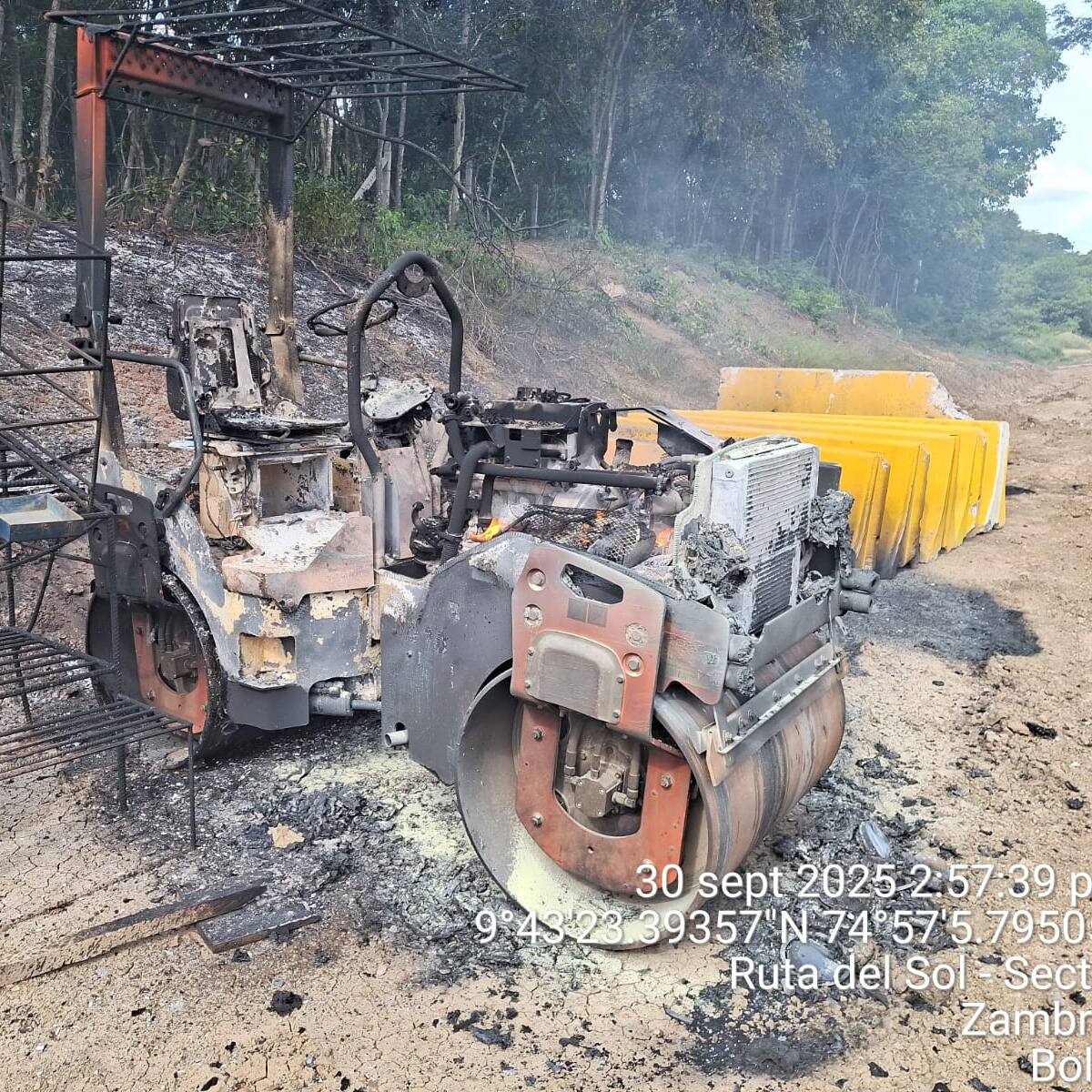 Suspendidas obras del proyecto Ruta de Sol 3 por atentado contra maquinaria en Montes de María
