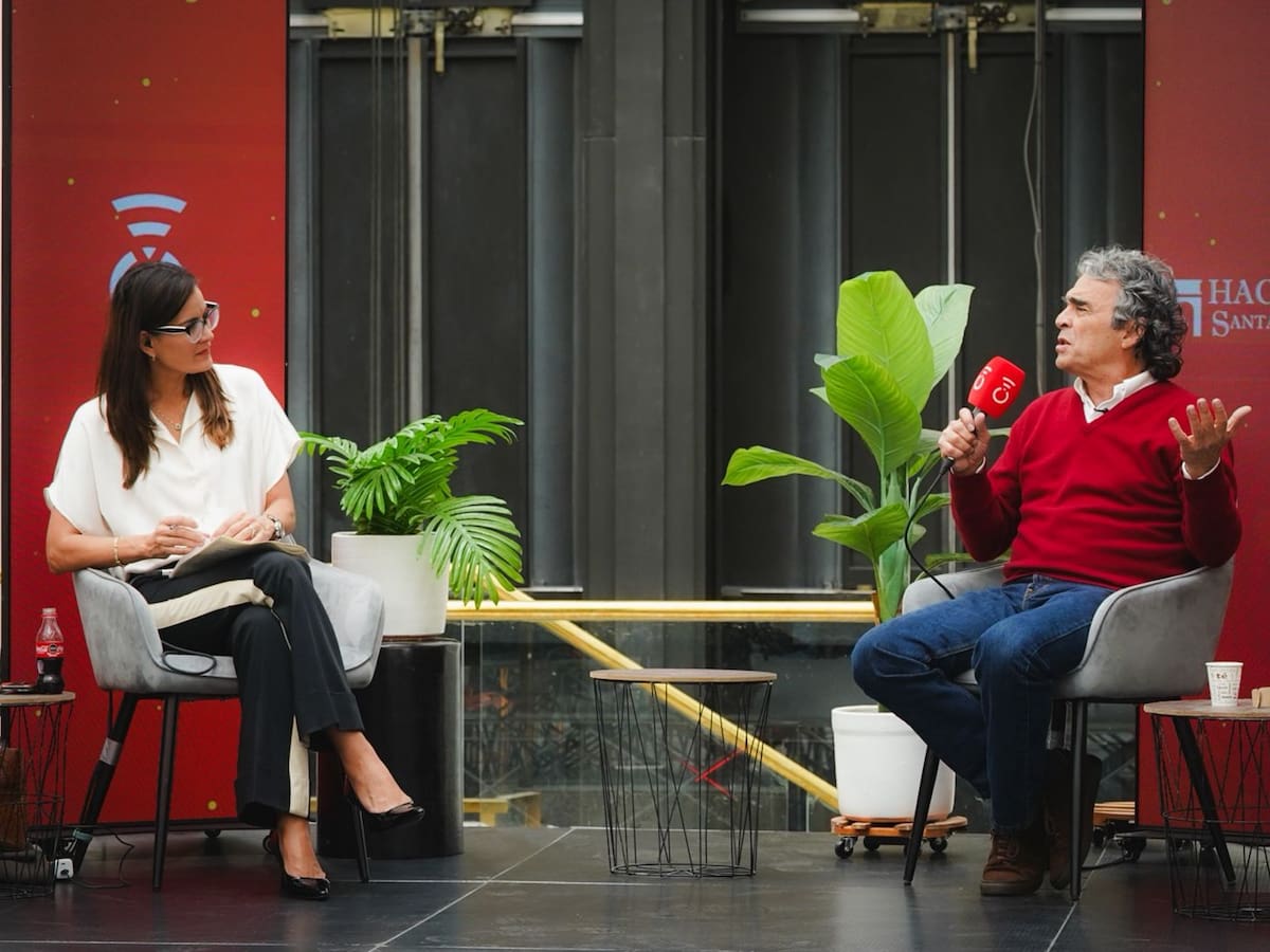 Regreso de Colfuturo y apuesta por bilingüismo: la propuesta de Sergio Fajardo para la educación