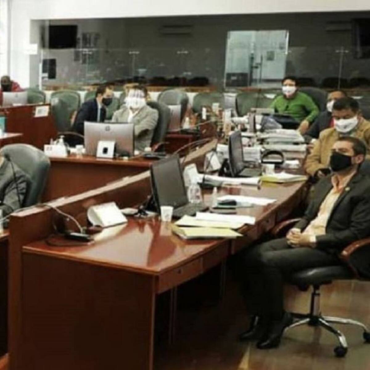 Hunden en primer debate del Concejo de Manizales proyecto de Concesión SIT