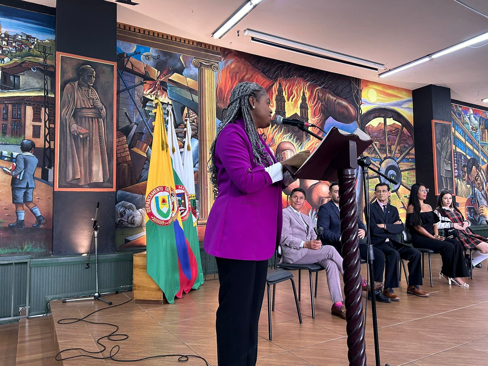 Foto Caracol Radio. Ministra de Educación Aurora Vergara