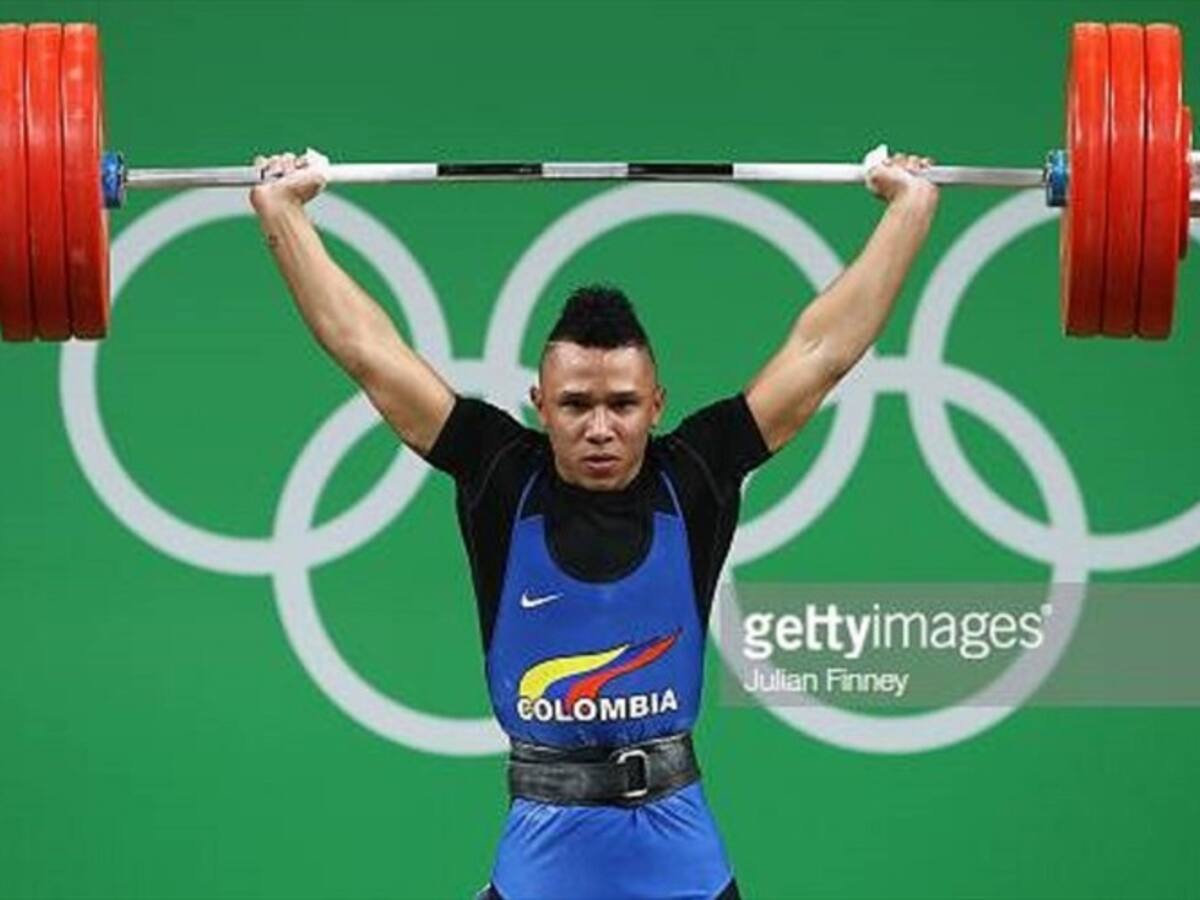 Roban vehículo a medallista olímpico Luis Javier Mosquera en Cali