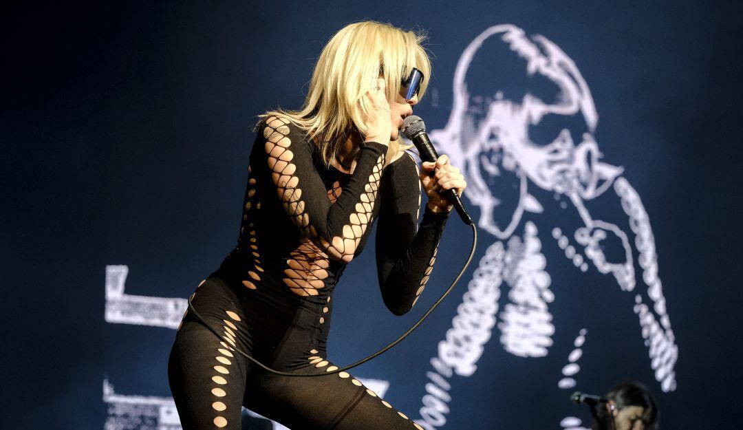 Rayo impactó avión de Miley Cyrus mientras viajaba a concierto en Paraguay