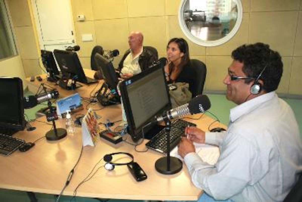 De Izq-Der: Carlos Barbosa, Clara Estrada y Frank Solano en La Ventana del 7 de abril.