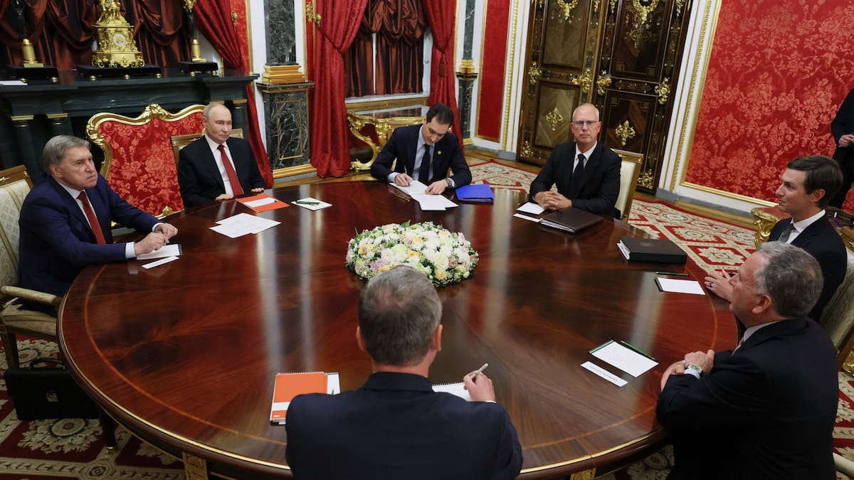 Concluyen las negociaciones sobre Ucrania entre Putin y los emisarios de la Casa Blanca