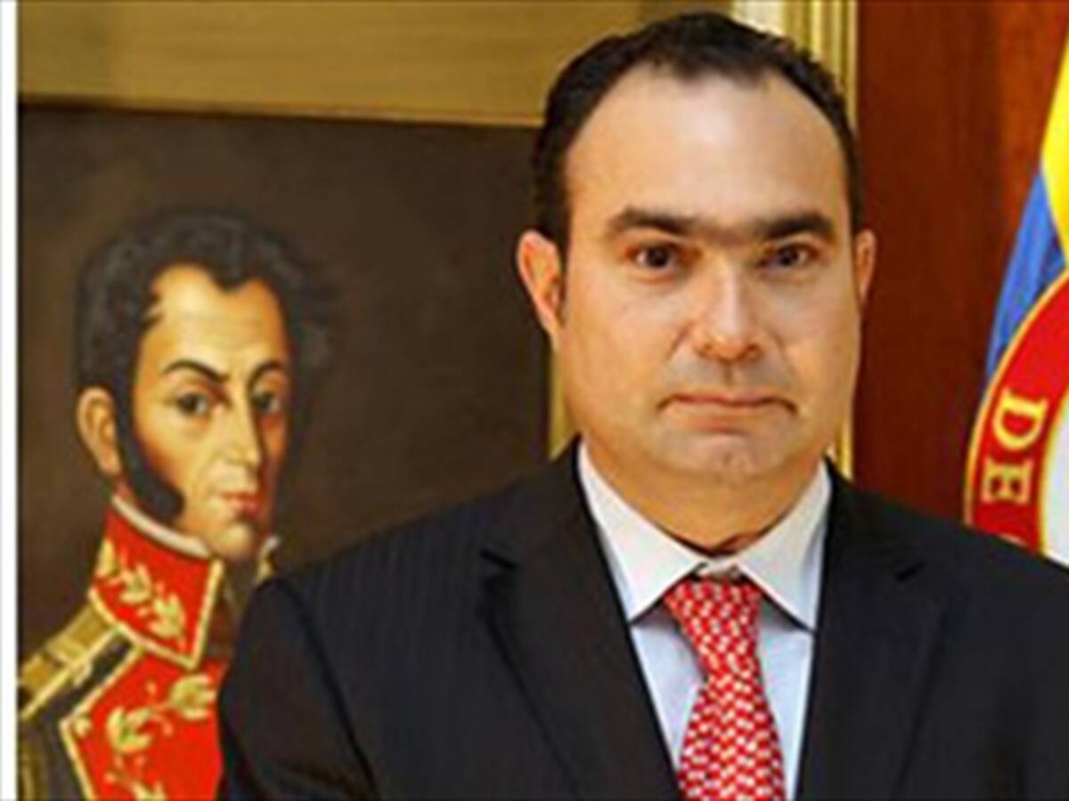 Cancelan visa a Estados Unidos al magistrado Jorge Pretelt