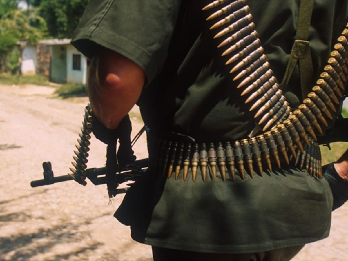 Por intensos combates entre ilegales en zona rural de Remedios, hay comunidades confinadas