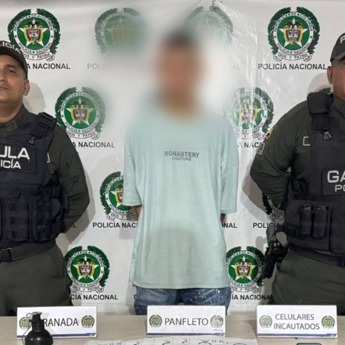 La Policía de Barranquilla captura a presunto ‘Costeño’ con granada y panfletos extorsivos