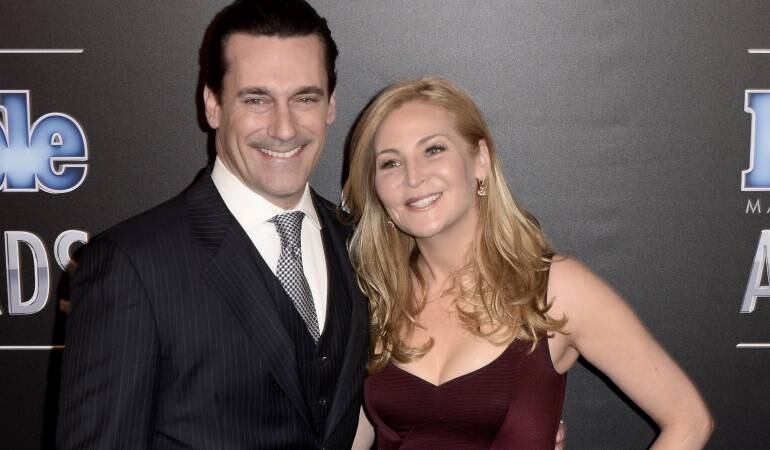 Jon Hamm y su pareja, la actriz Jennifer Westfeldt.