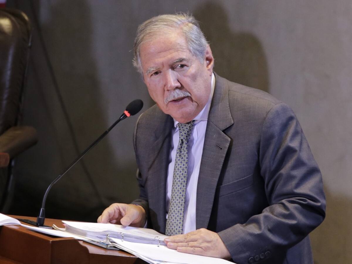 MinDefensa: Los militares tienen bastante idea de dónde está 'El Paisa'