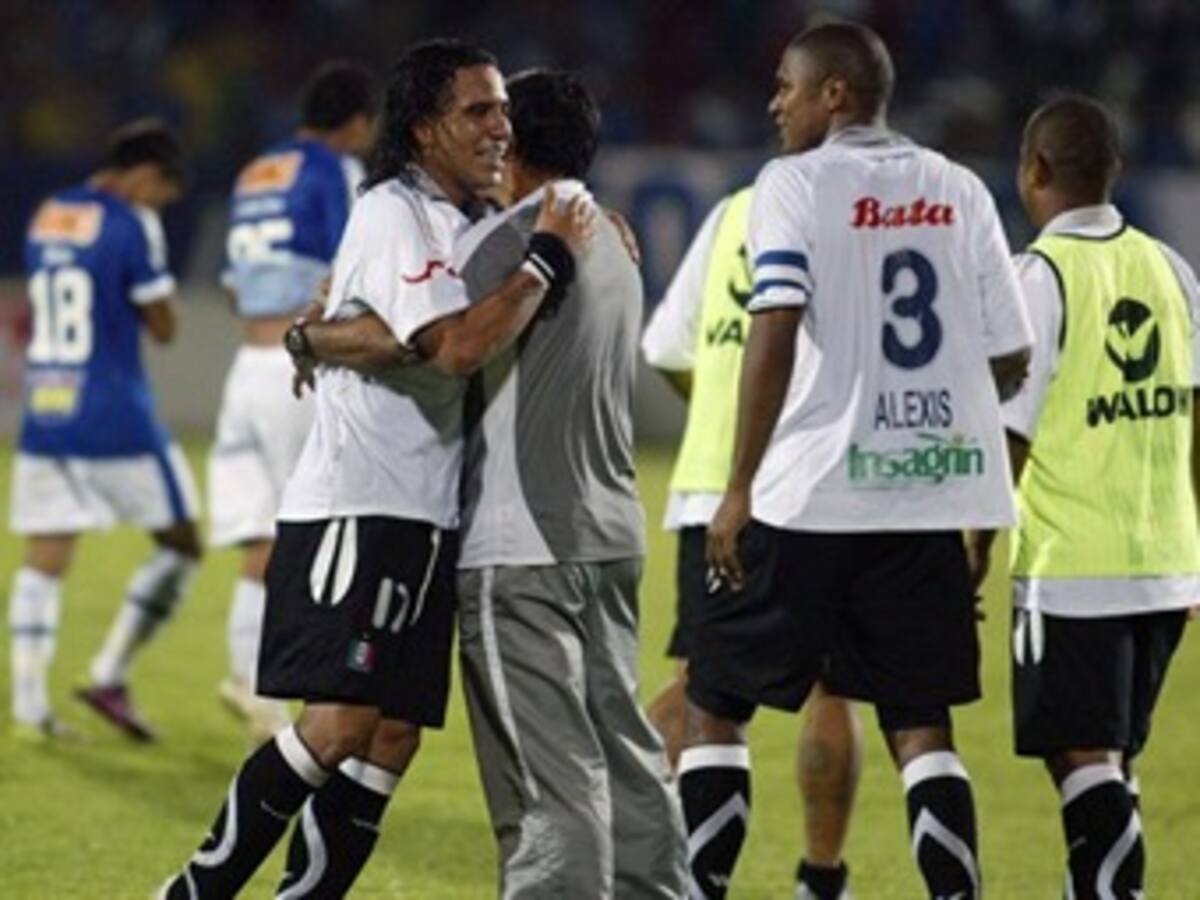 Once Caldas recibe al Santos de Brasil por cuartos de final de la Libertadores
