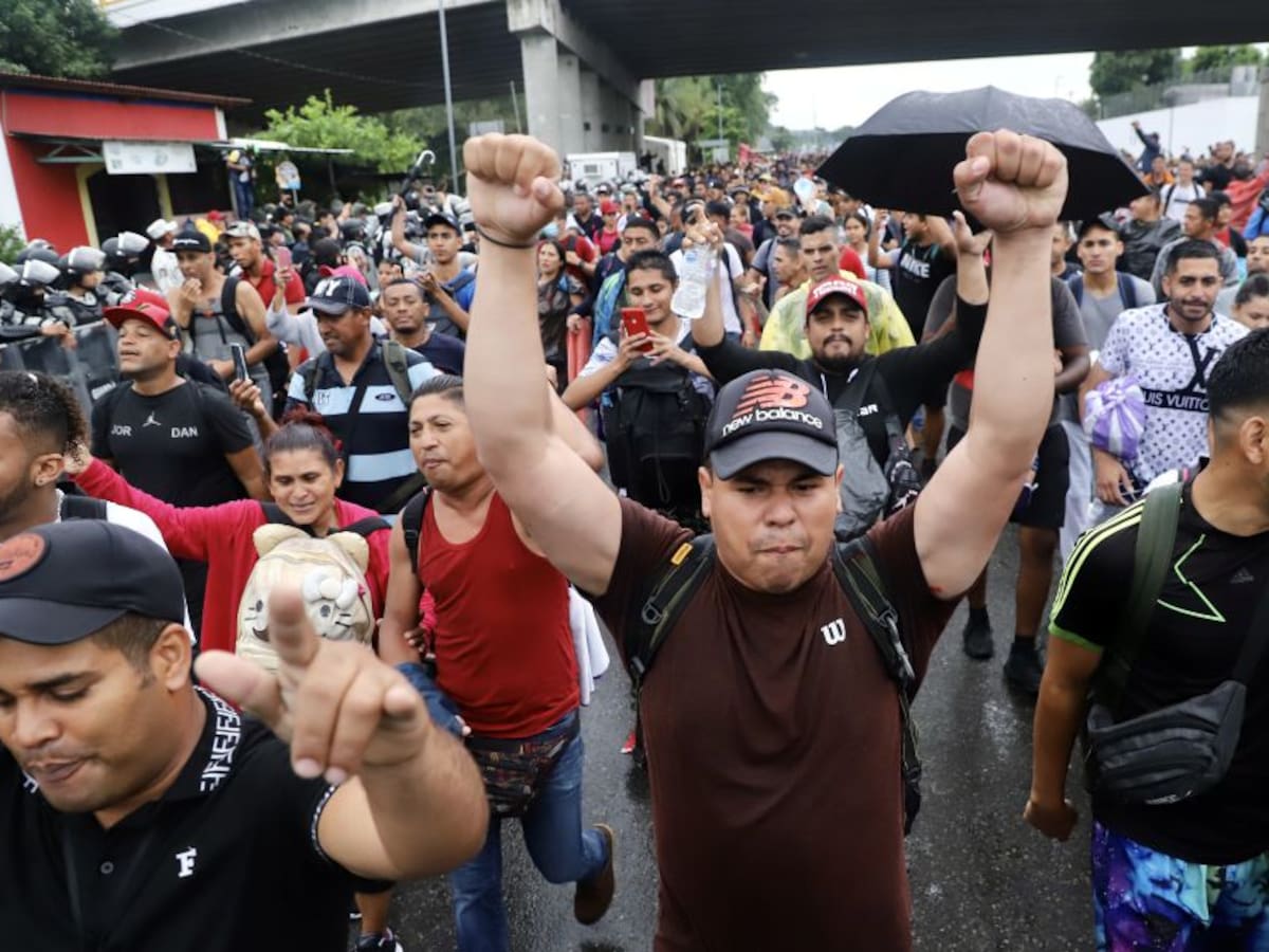 Arrancó caravana de migrantes desde el sur de México hacia EE.UU.