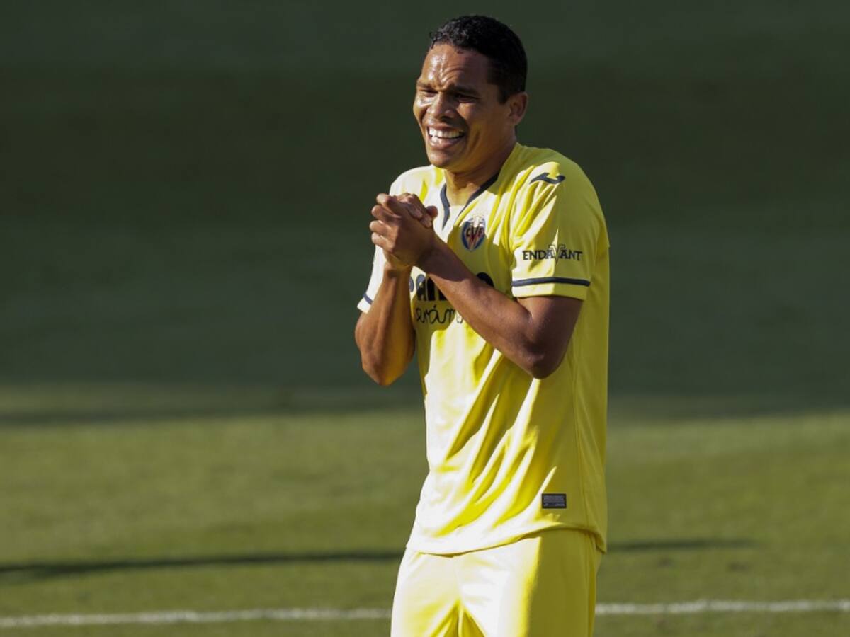 Carlos Bacca se perdería lo que resta de temporada con el Villarreal