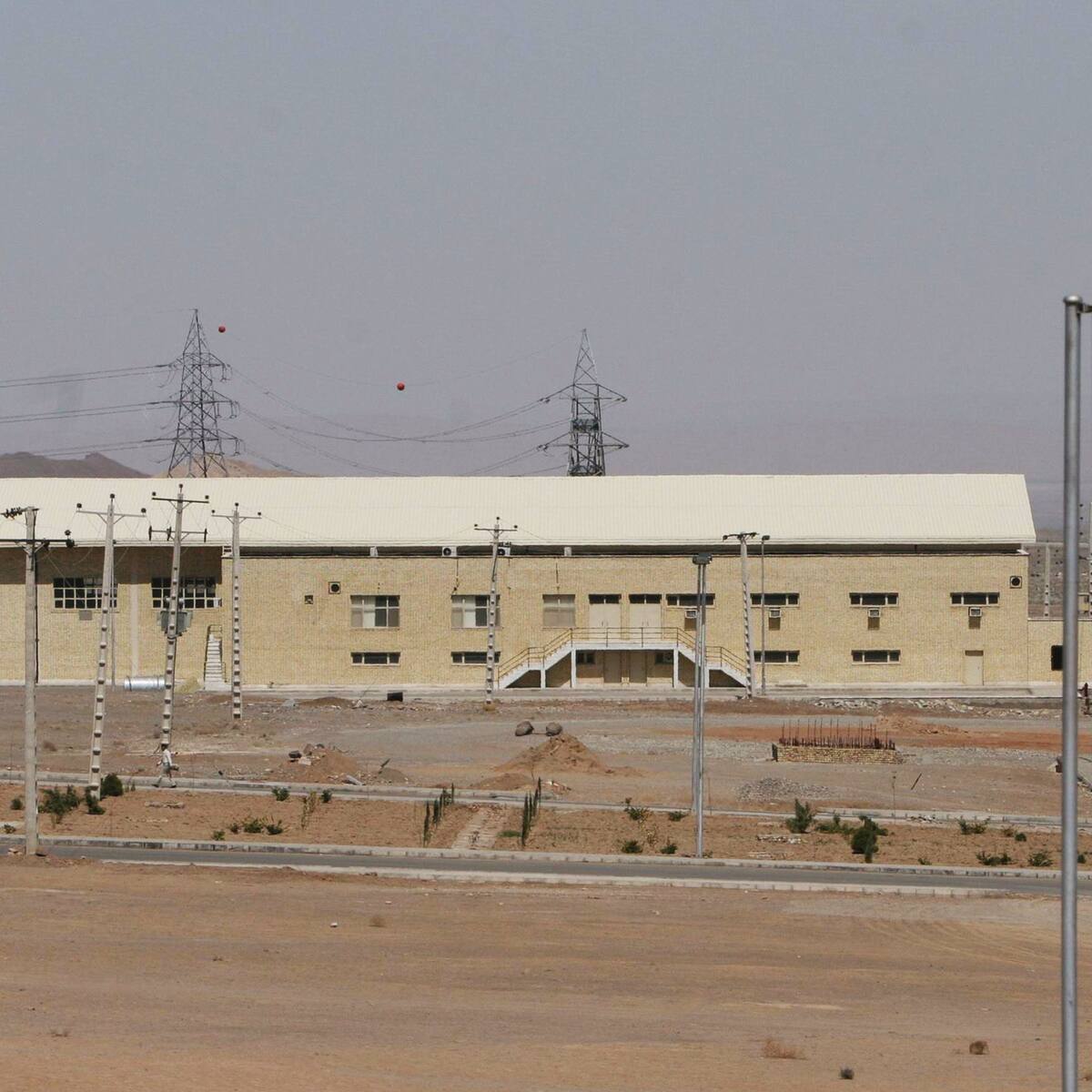 OIEA admite que no puede aportar pruebas de que Irán no desarrolla armas nucleares