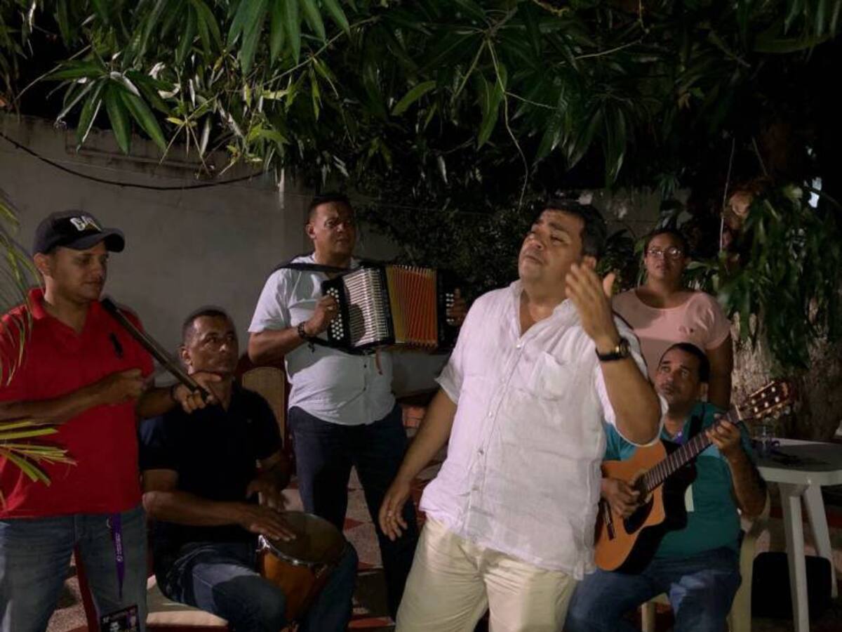 El contralor de Valledupar busca corona en el Festival Vallenato