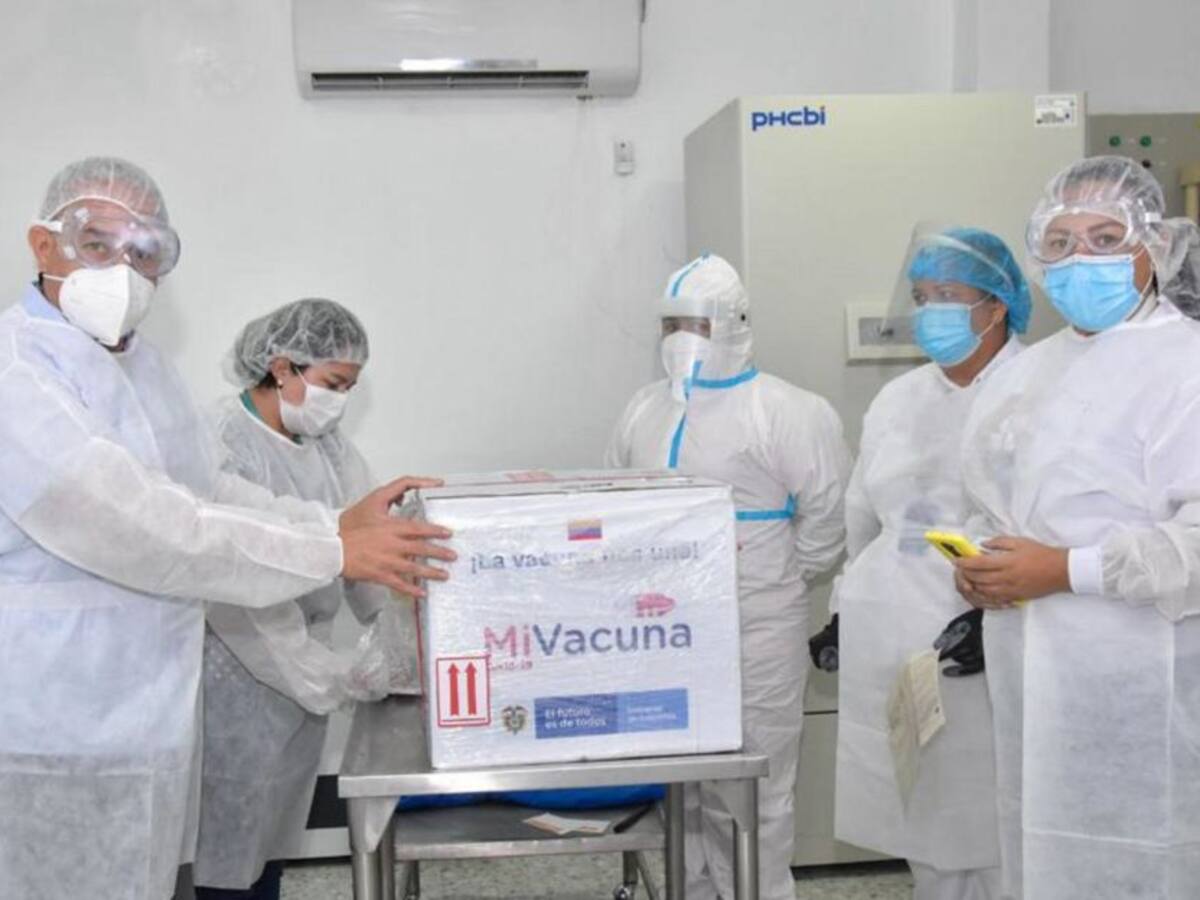 Llega la esperanza a Santa Marta: inicia plan de vacunación contra COVID-19