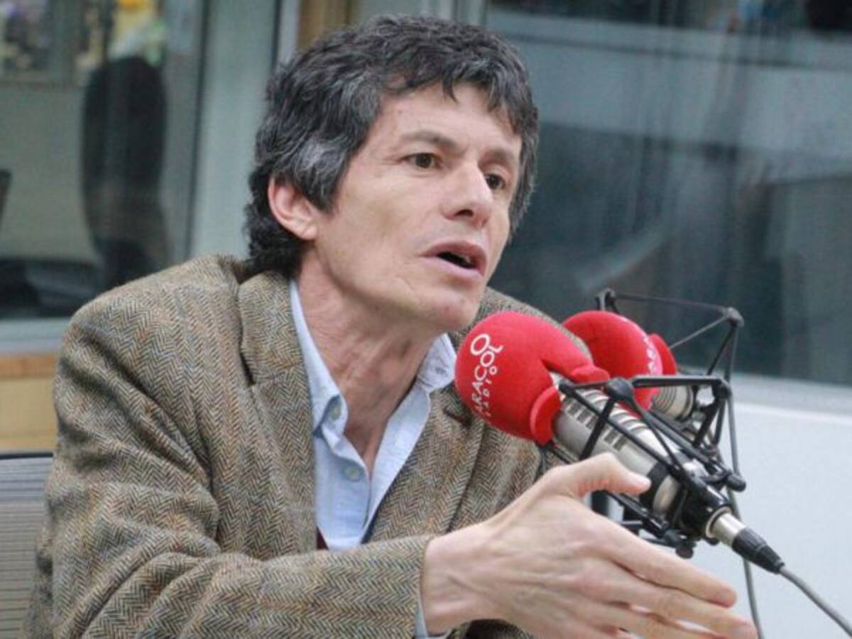 Hay que abrir espacio a la nueva generación: Flórez sobre ajustes en la U