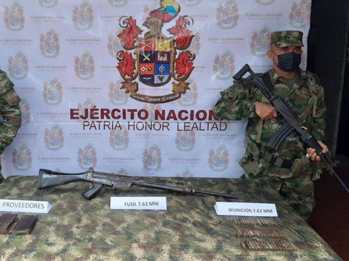 Ejército halla depósito ilegal de armamento de guerra de Los Pachenca