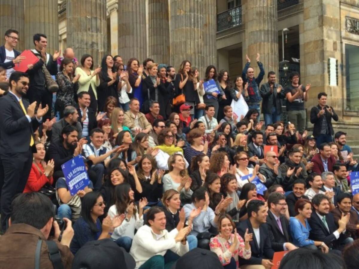Actores presentan ante el Congreso ley para buscar condiciones laborales dignas