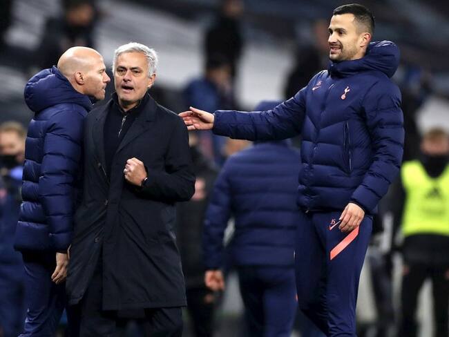 Sin Dávinson Sánchez, Tottenham continúa imparable en la Premier