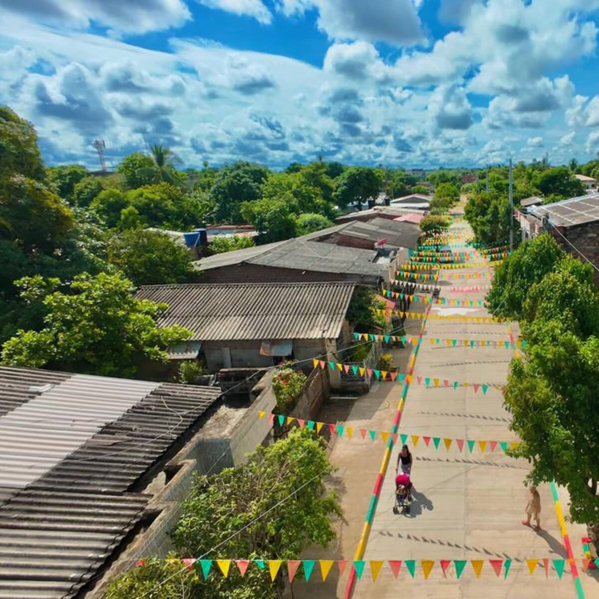 No fue una ni fueron dos: fueron tres calles las que entregó Yamil Arana en Mompox