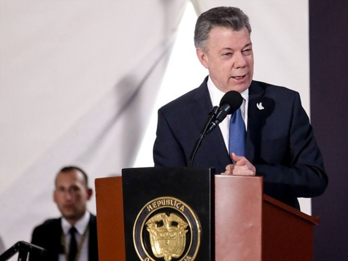 Presidente Santos respondió cuestionario del CNE sobre Odebrecht
