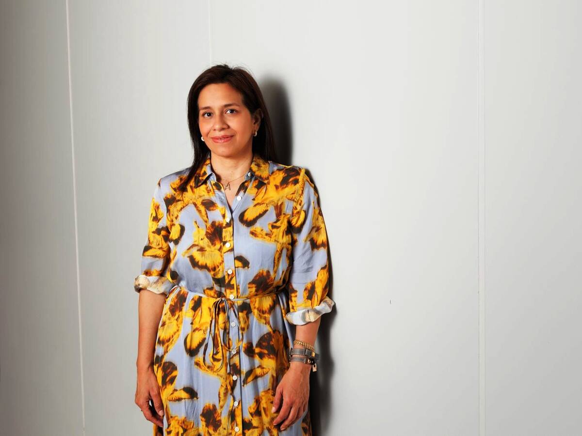 Alejandra Gómez: la artesana de emociones que redefine el diseño latinoamericano