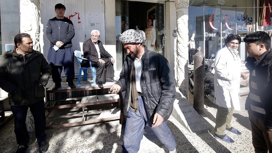 Al menos 40 muertos en un atentado suicida contra la minoría chií en Kabul. Foto: Agencia EFE/Hedayatullah Amid