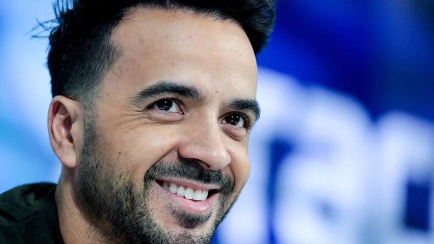 Luis Fonsi habla en La W . Foto: Getty Images