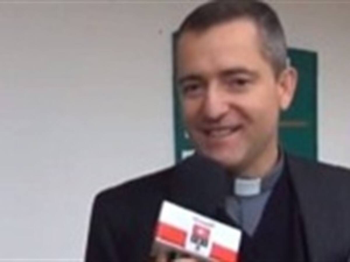 Nuevo obispo de Florencia recibe designación del papa con inmensa alegría