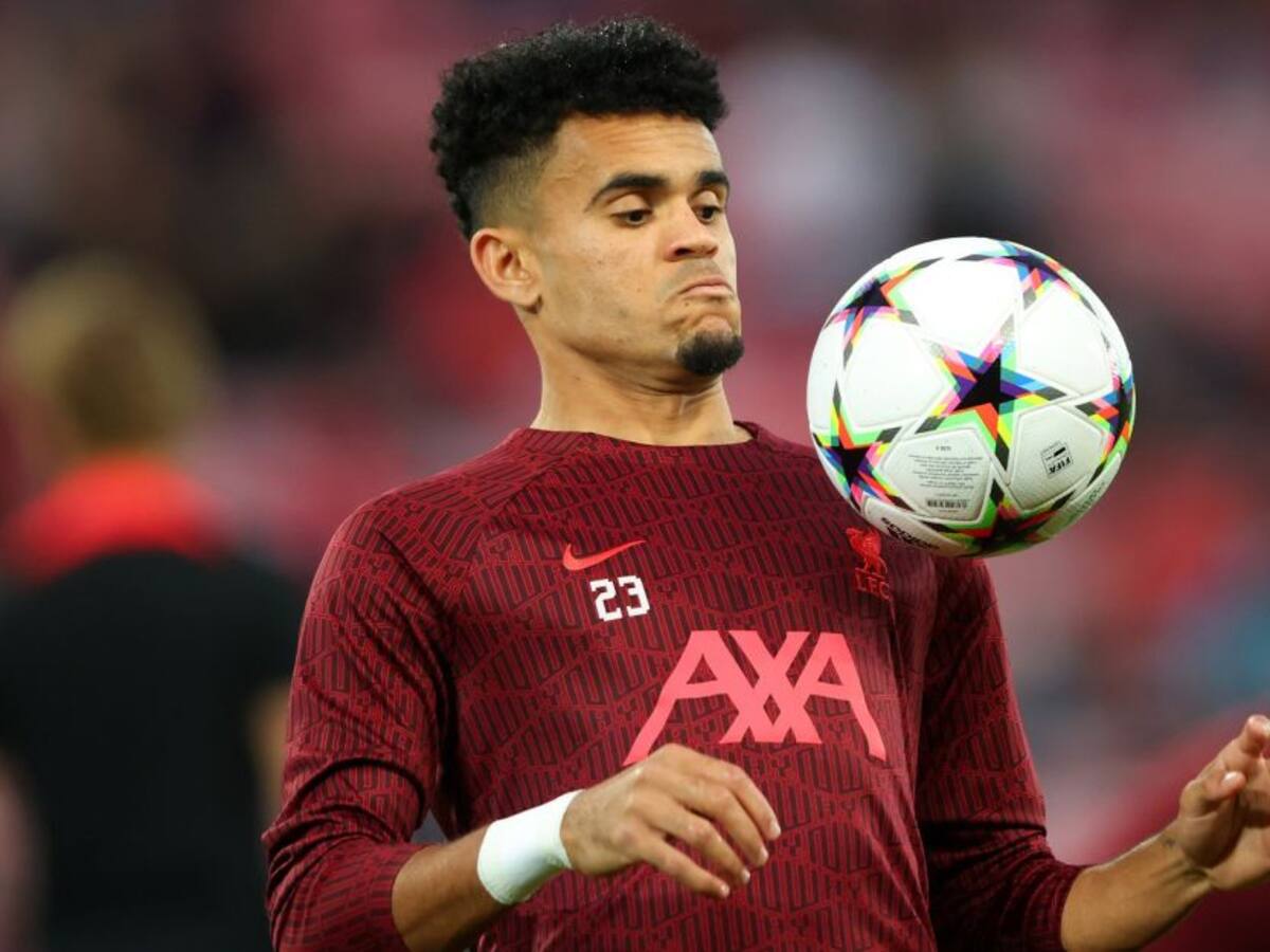 Exjugador del Liverpool salva el presente de Luis Díaz en el equipo