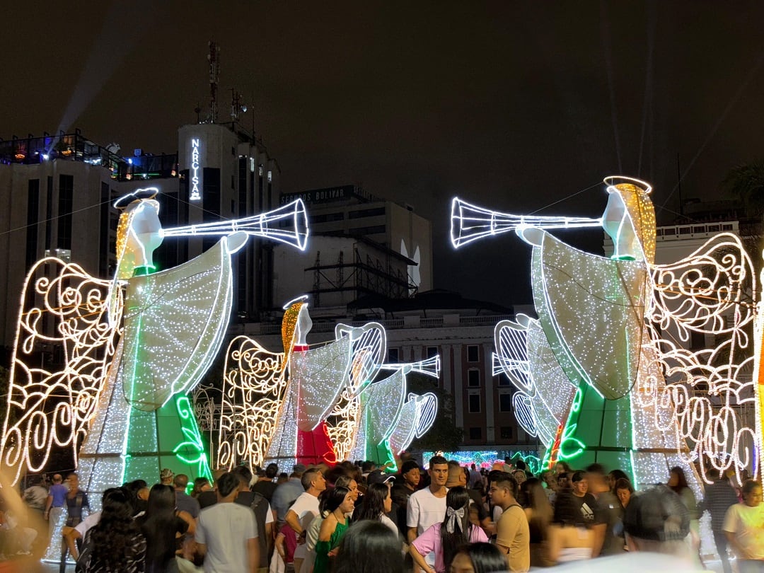 Más de 1.8 millones de personas disfrutaron el Alumbrado Navideño “Cali le Canta a la Navidad”