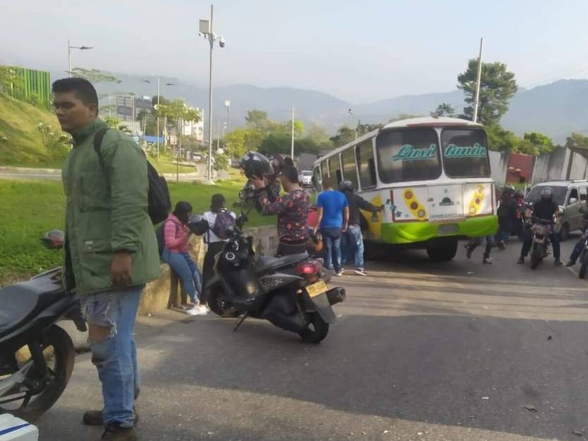 VIDEO: 11 heridos deja accidente al norte de Bucaramanga