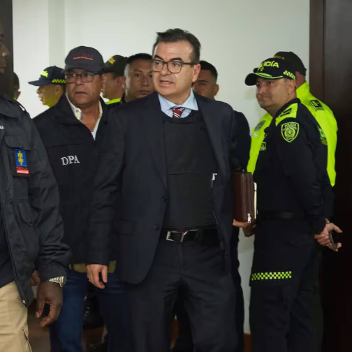 Olmedo López, exdirector de la UNGRD, ya fue trasladado a una guarnición militar